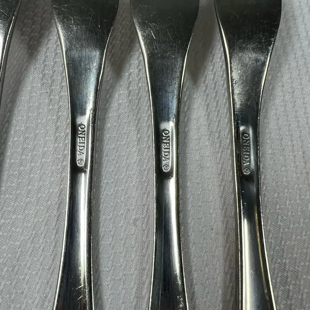 Oneida stainless steel flatware dinner and salad forks set 6 total